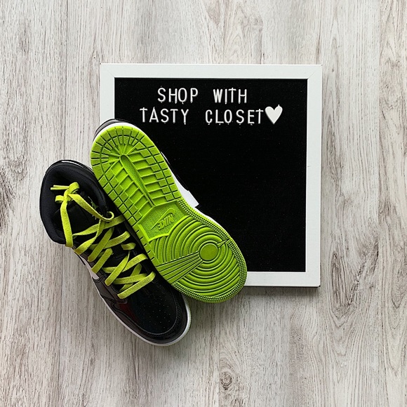 Nike air jordan 1 mid sneakers - Picture 6 of 7